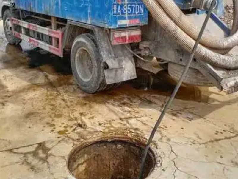 温江区专业下水道疏通,专业清理沟渠淤泥公司