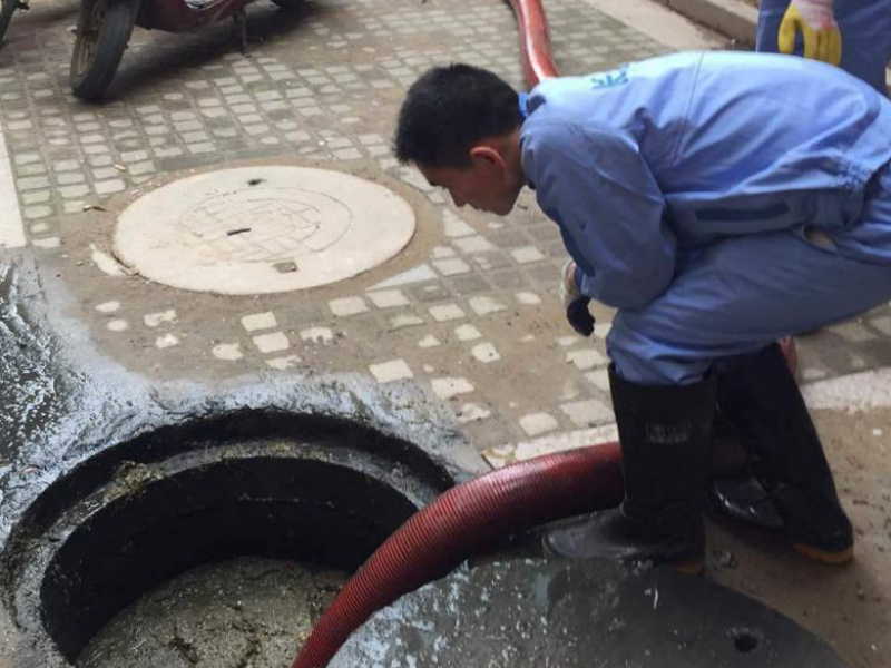 成都温江区温泉大道化粪池清理,专业疏通雨污管道